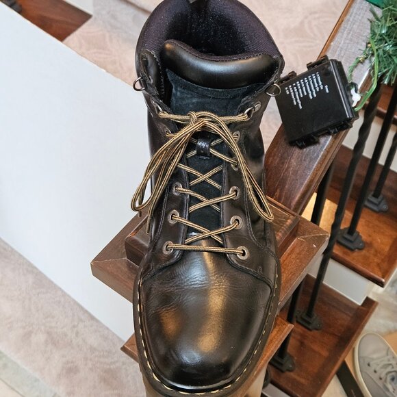 Dr. Martens Men's 'Nashville'  Leather Boots, Black, Sz 13 - Picture 10 of 16